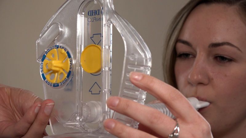 Po covidu měla pětadvacetiletá Zuzana potíže s dýcháním, pomohla jí až plicní rehabilitace